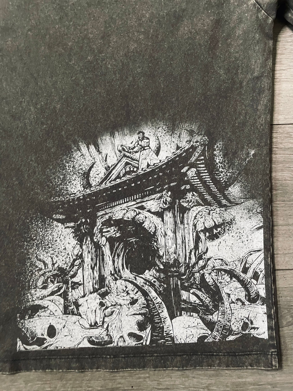 Sukuna's Malevolent Shrine Kurse Mark Tee