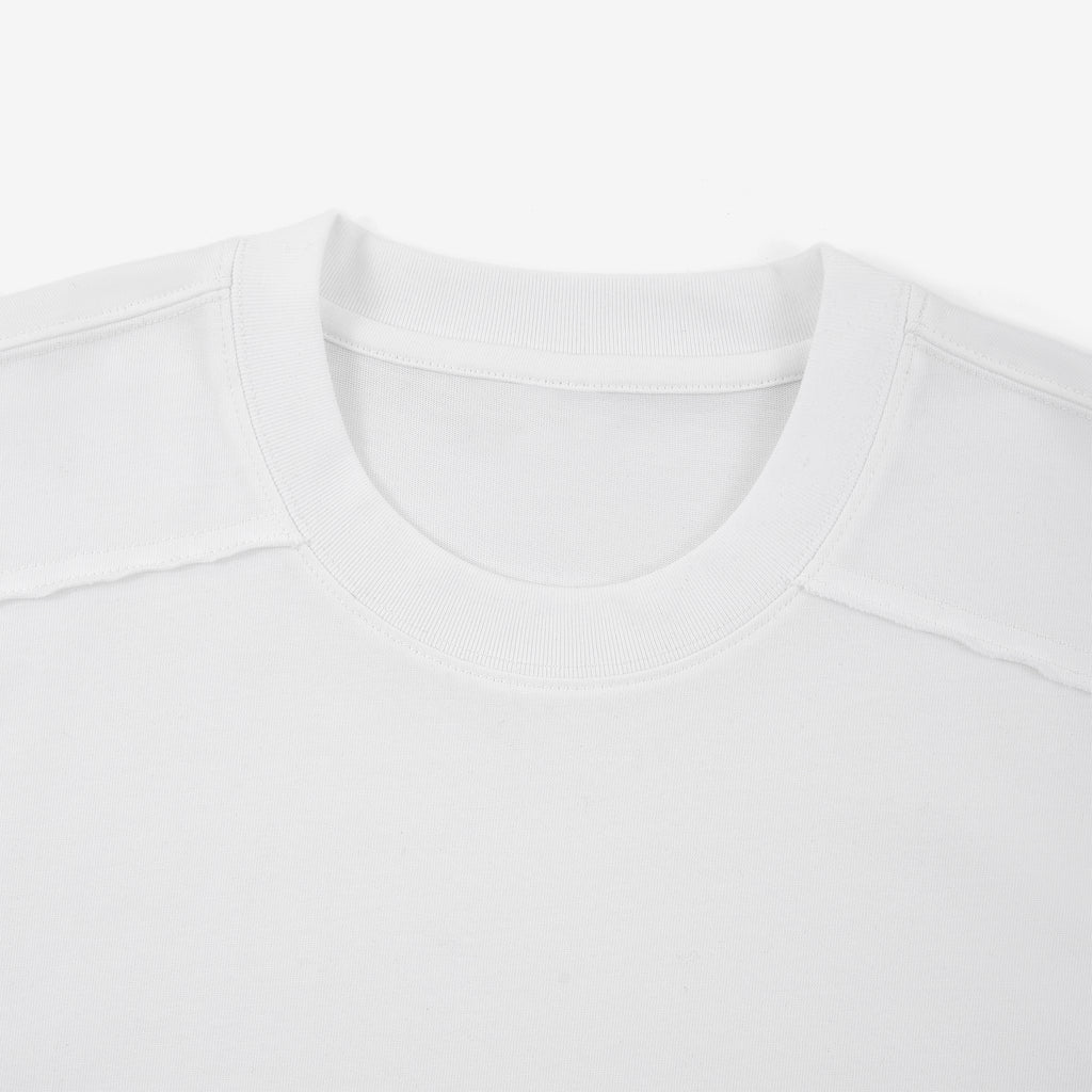 Black Sukuna's Will Kurse Mark T-shirt by featuring bold graphic print on front and comfortable cotton fabric.